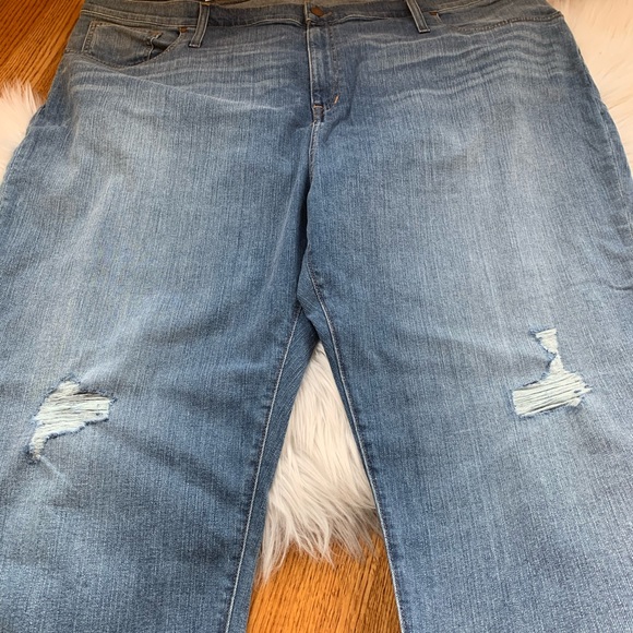 Caslon Arden Boyfriend High Waist ripped Jeans - Picture 6 of 8